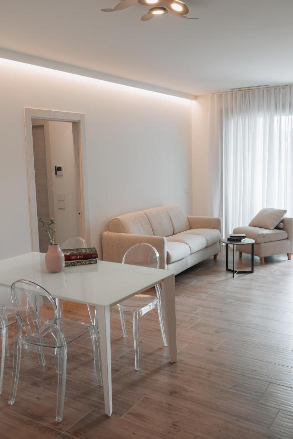 Aparthotel Sea Breeze Caorle Exterior foto